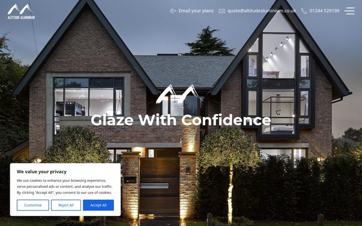 Snímek obrazovky altitudealuminium.co.uk