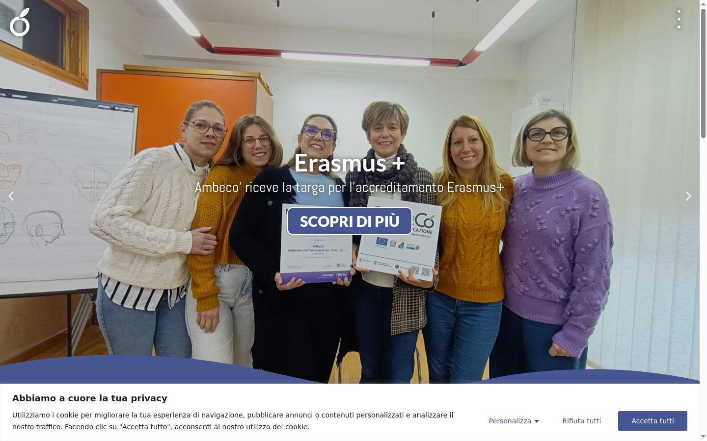 Képernyőkép a bármilyen interakció előtt megjelenő hozzájárulási bannerről