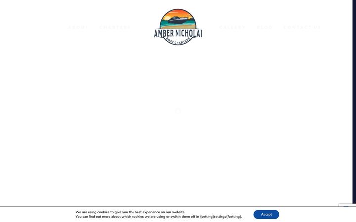 Captură de ecran a ambernicholaiboatcharters.com
