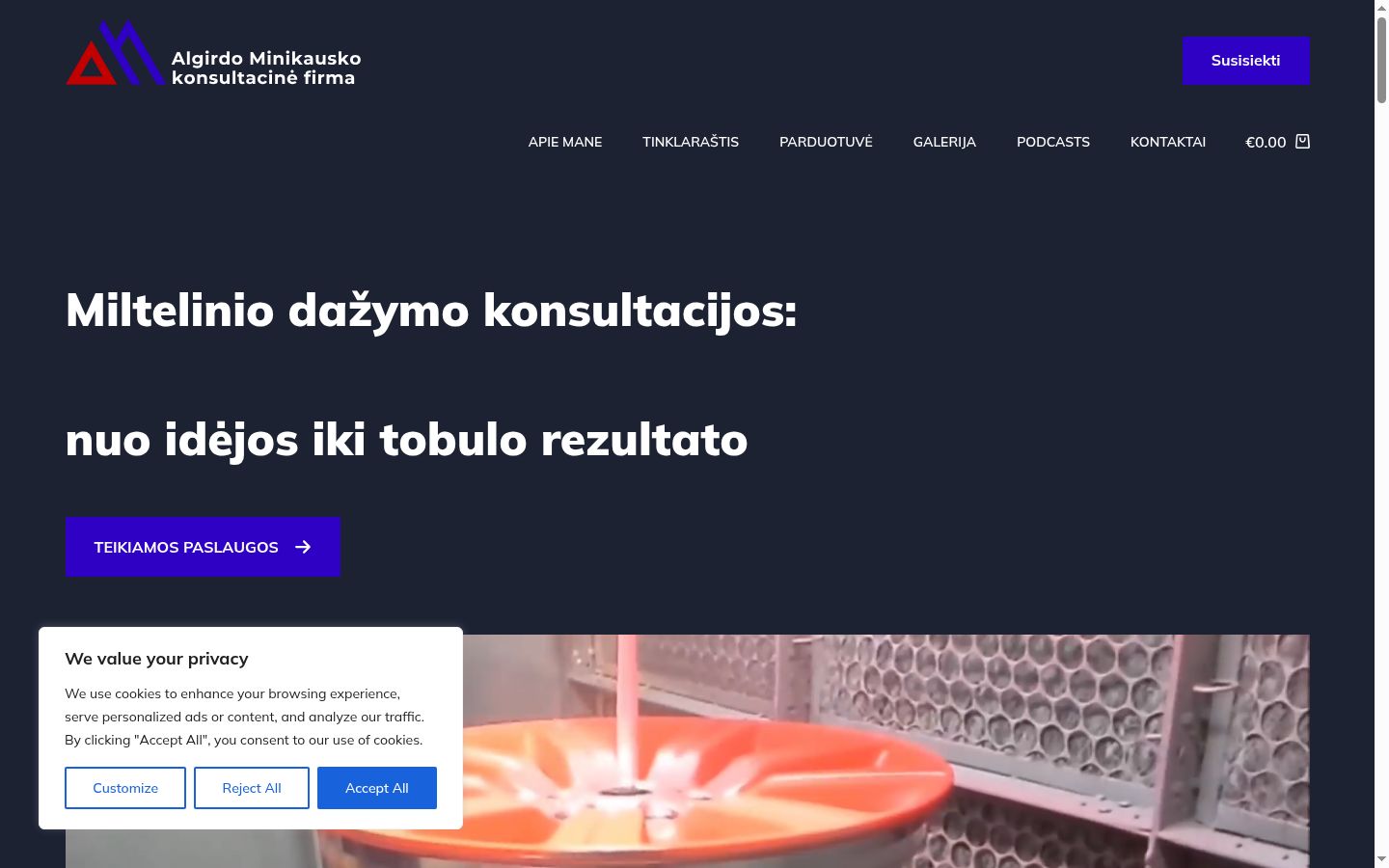 Screenshot del banner di consenso mostrato prima di qualsiasi interazione