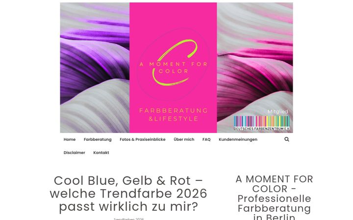 Screenshot of amomentforcolor.de