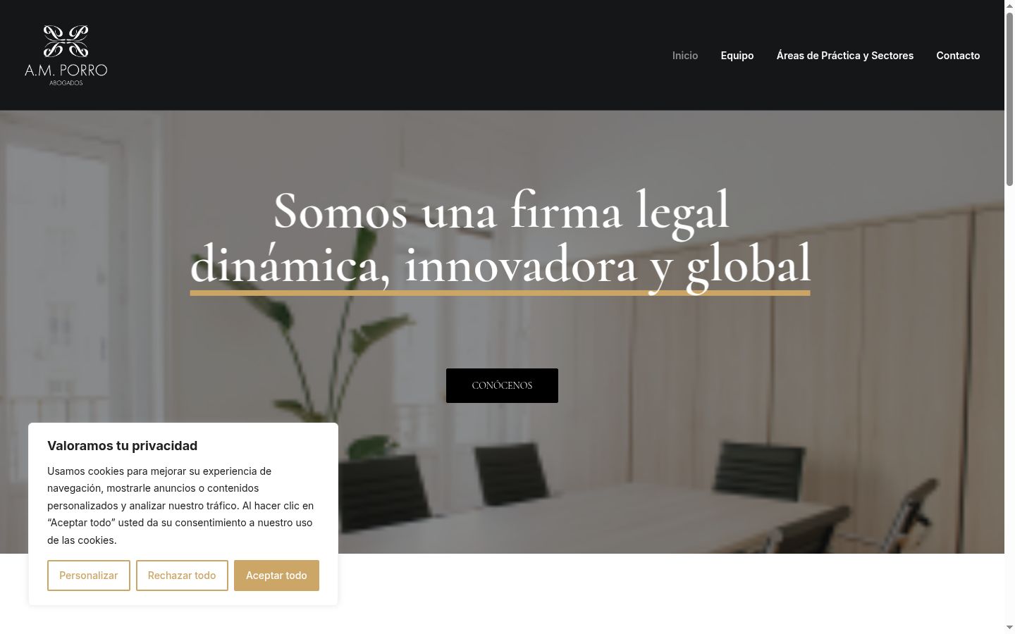 Captura de pantalla del banner de consentimiento mostrado antes de cualquier interacción