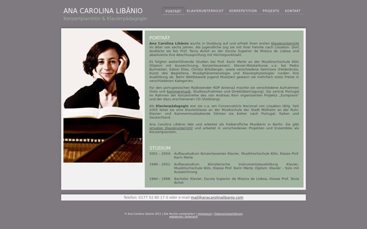 Screenshot of anacarolinalibanio.com