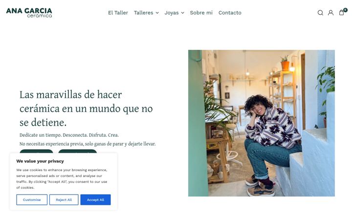 Screenshot of anagarciaceramica.com