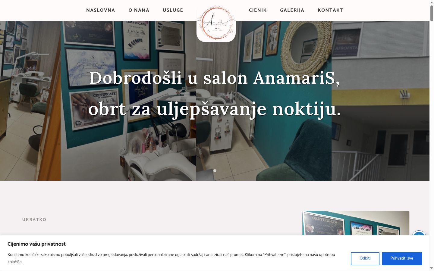 Ekrānuzņēmums ar piekrišanas baneri, kas tika rādīts pirms jebkādas mijiedarbības