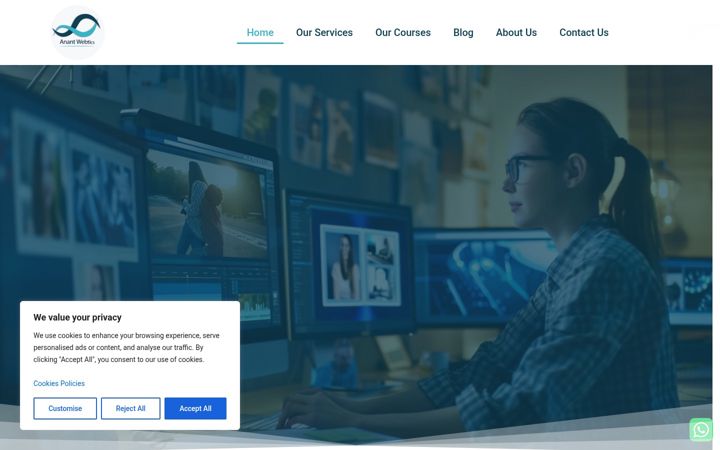 Screenshot of anantwebtics.com