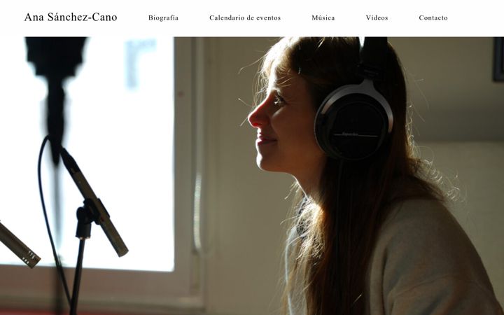 Screenshot of anasanchezcano.com
