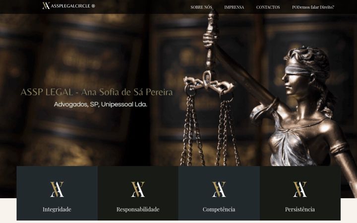 Screenshot of anasapereira.com