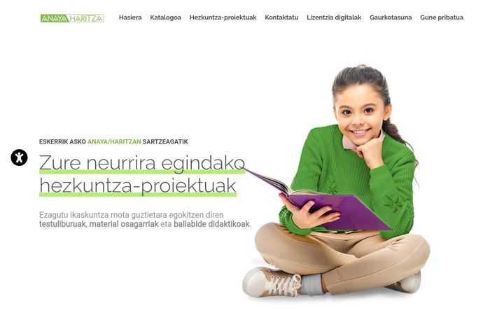 Екранна снимка на anayaharitza.es