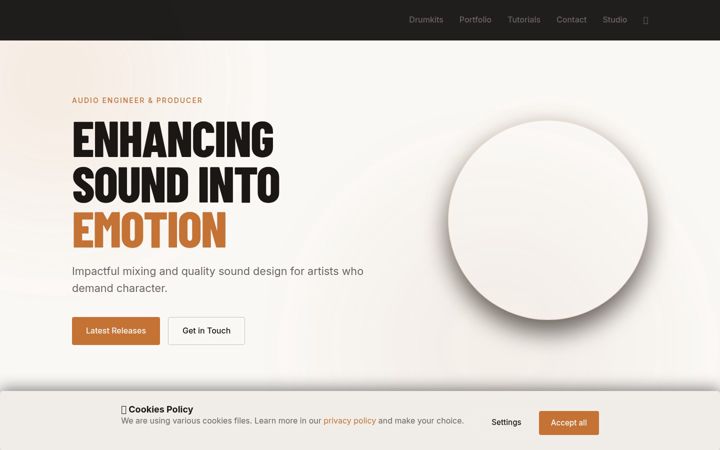 Screenshot of andiherzog.com