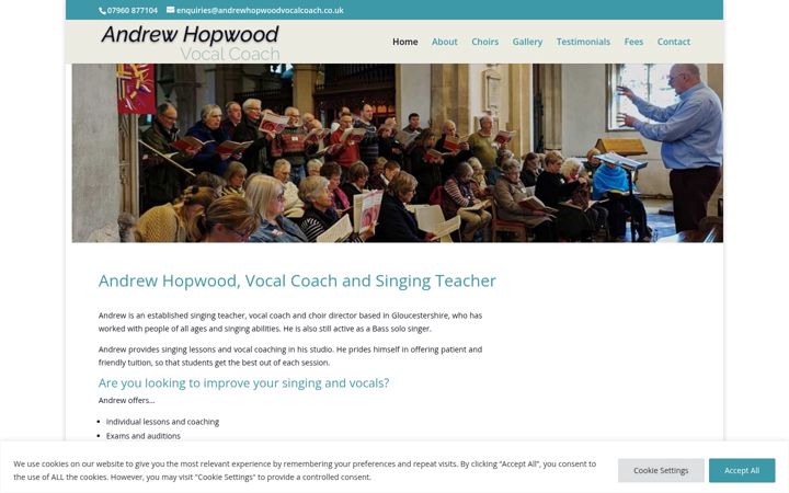 Screenshot of andrewhopwoodvocalcoach.co.uk