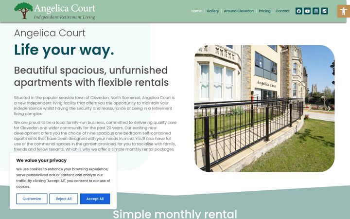 Screenshot of angelicacourt.co.uk