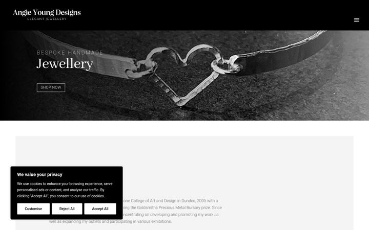 Screenshot of angieyoung-designs.com