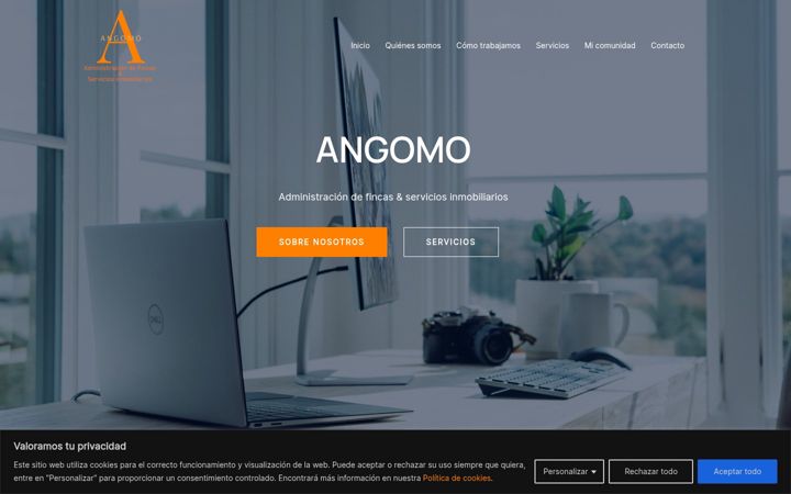 Screenshot of angomo.com