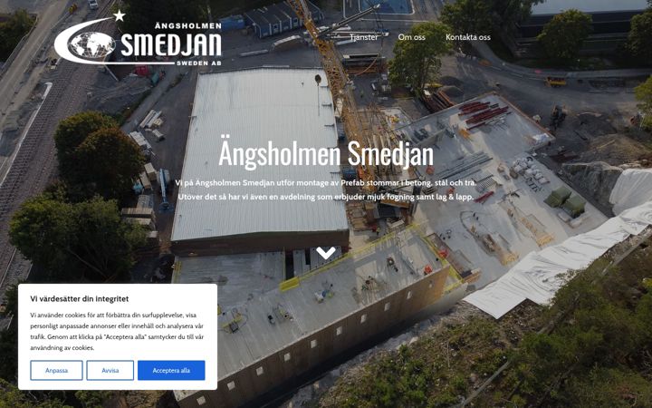Screenshot of angsholmensmedjan.se