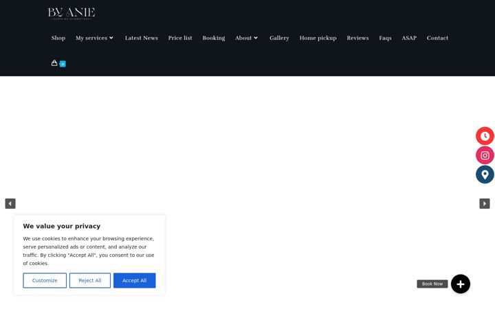Screenshot of aniealterations.com