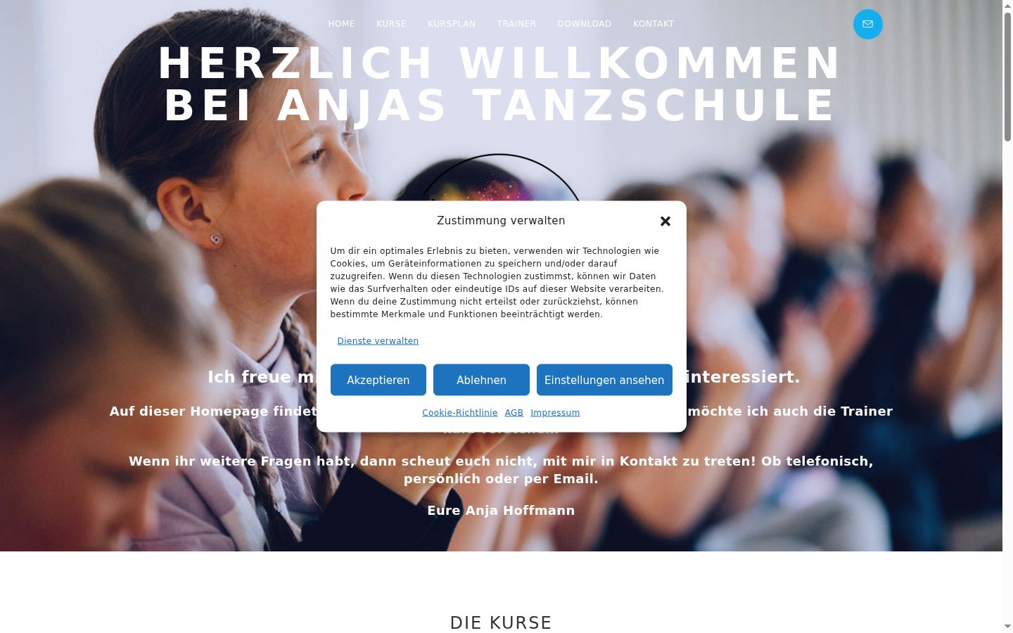 Screenshot of the consent banner shown before any interaction