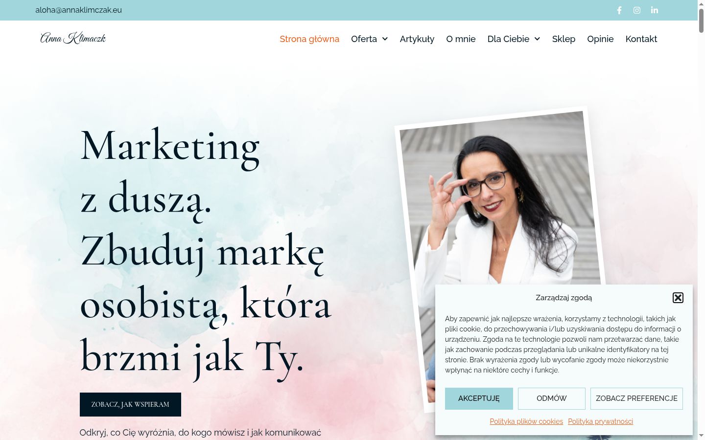 Snímek obrazovky baneru souhlasu zobrazeného před jakoukoli interakcí