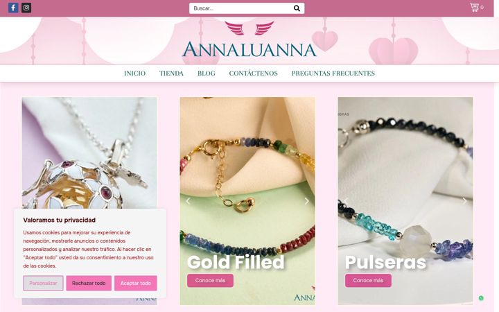 Screenshot of annaluanna.com