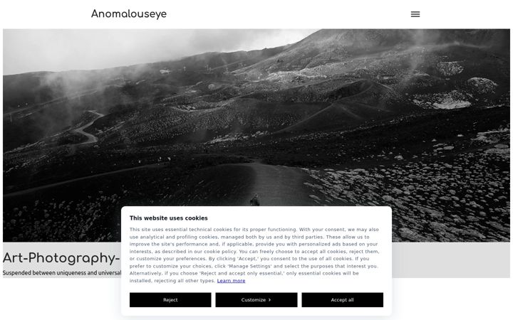 Screenshot of anomalouseye.com
