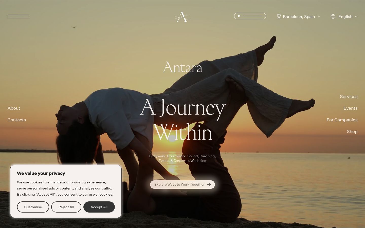 Screenshot of the consent banner shown before any interaction