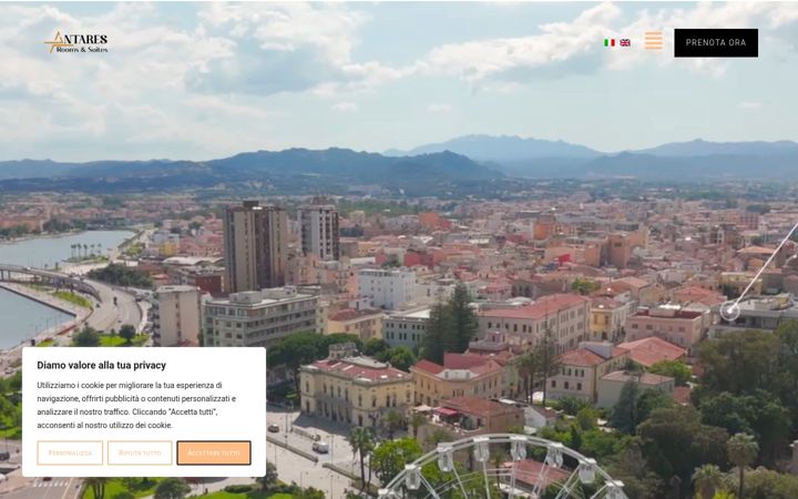 Screenshot of antaresroomsandsuites.com