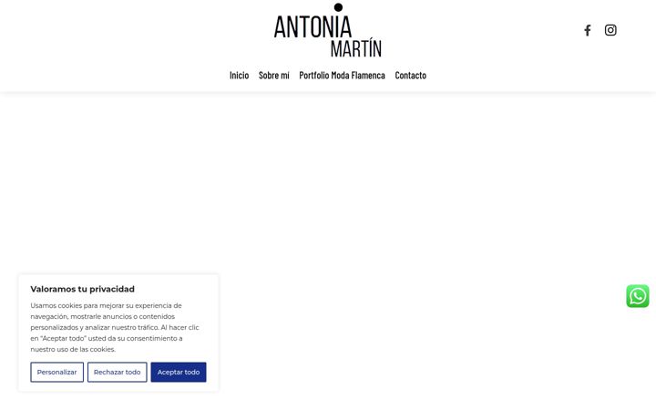 Screenshot of antoniamartinmodaflamenca.com