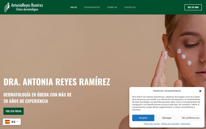 Screenshot of antoniareyes.es