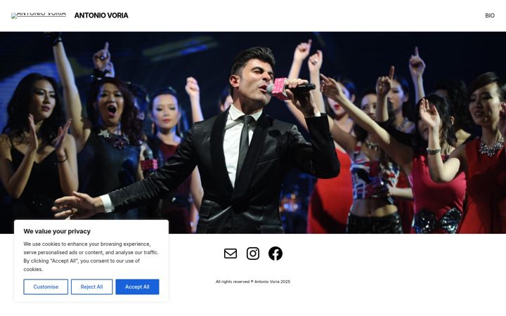 Screenshot of antoniovoria.com