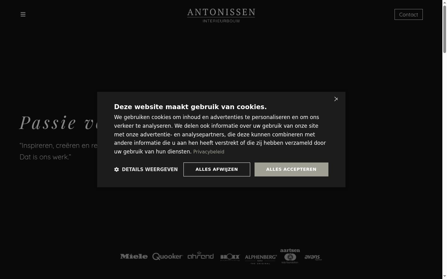 Screenshot of the consent banner shown before any interaction
