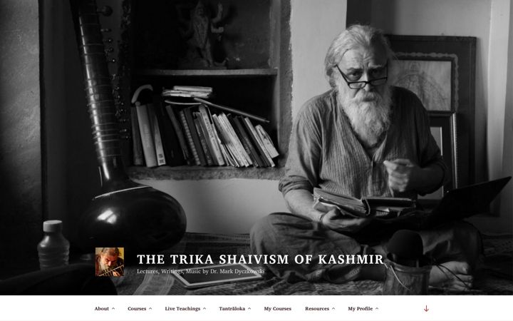 Screenshot of anuttaratrikakula.org