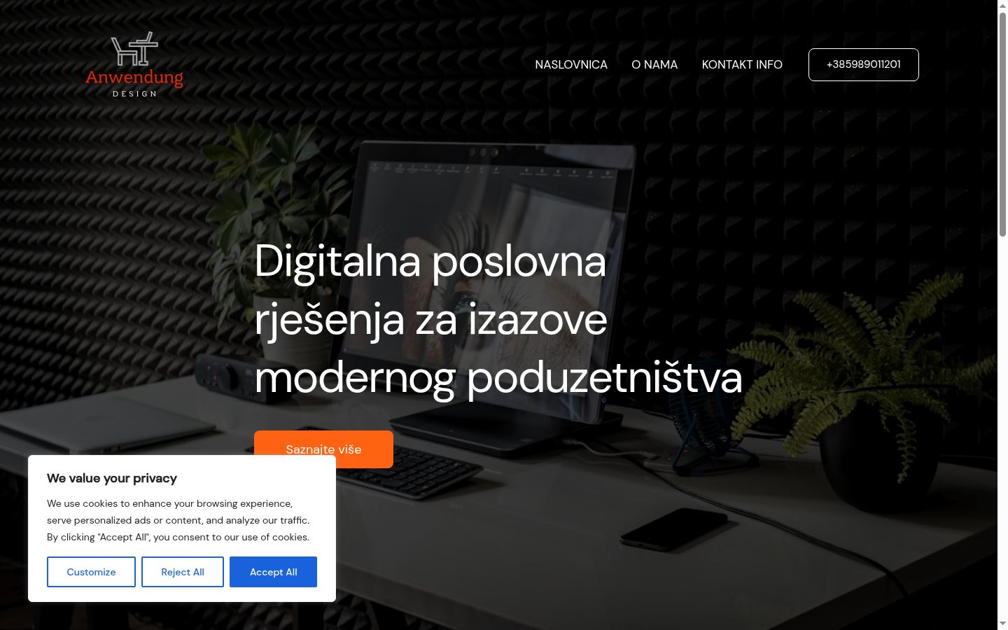 Snímek obrazovky baneru souhlasu zobrazeného před jakoukoli interakcí