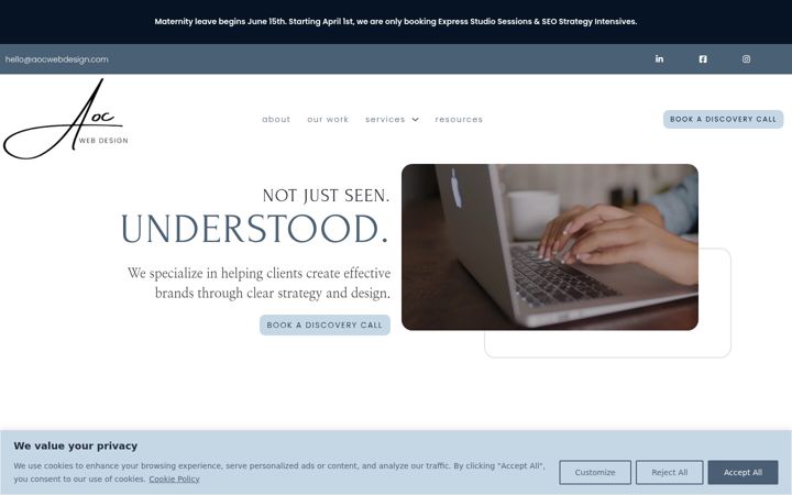 Screenshot of aocwebdesign.com