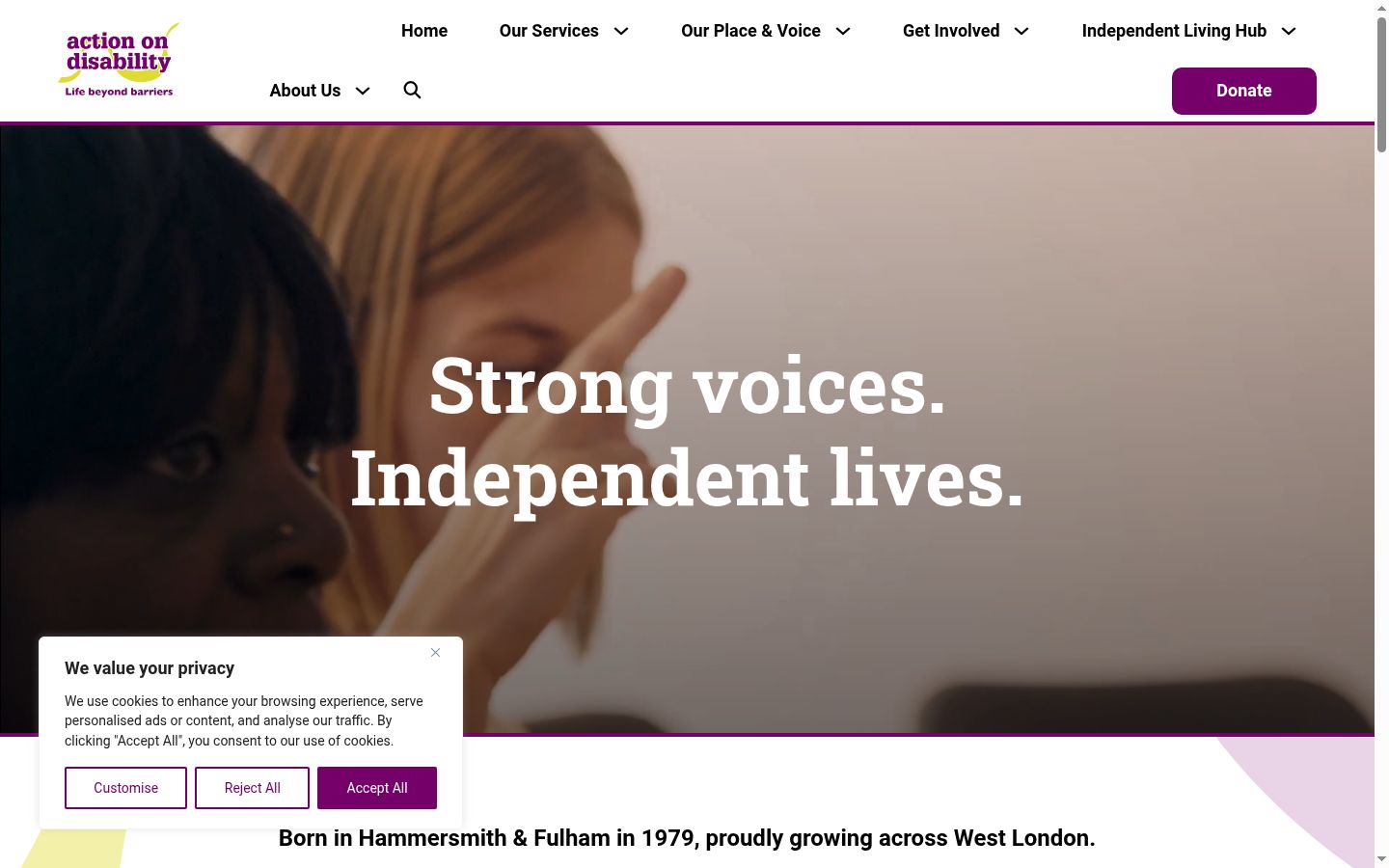 Screenshot of the consent banner shown before any interaction