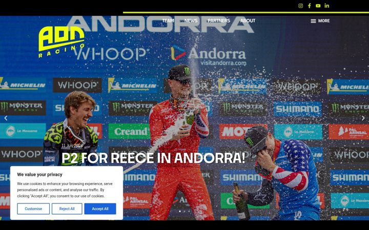 Screenshot di aonracing.com