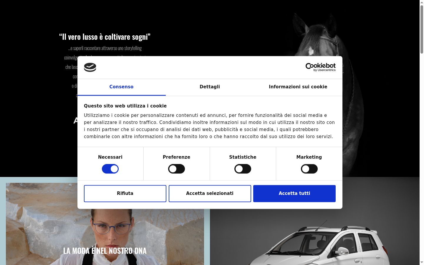 Captură de ecran a bannerului de consimțământ afișat înainte de orice interacțiune