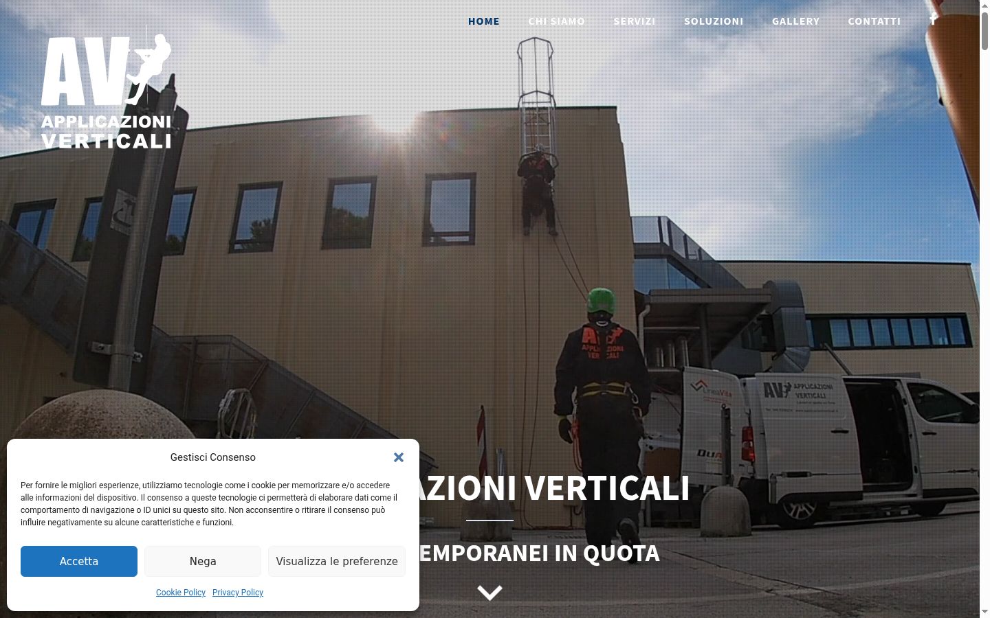 Screenshot del banner di consenso mostrato prima di qualsiasi interazione