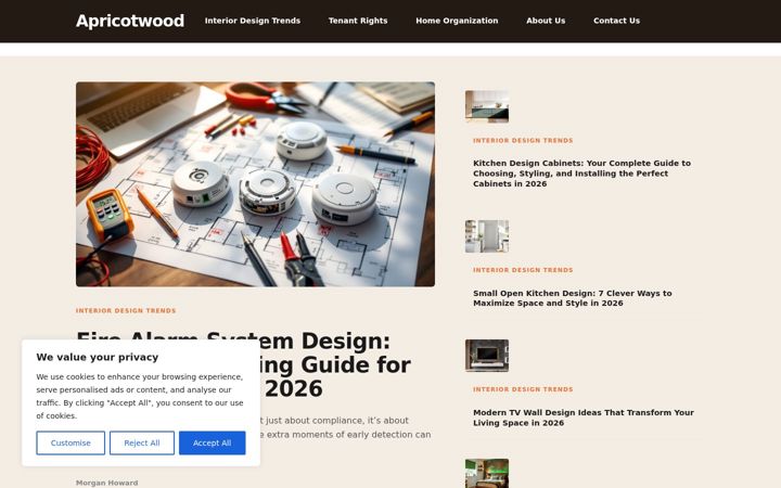 Screenshot of apricotwood.com