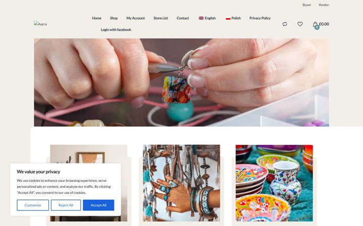 Screenshot of aqrra.com