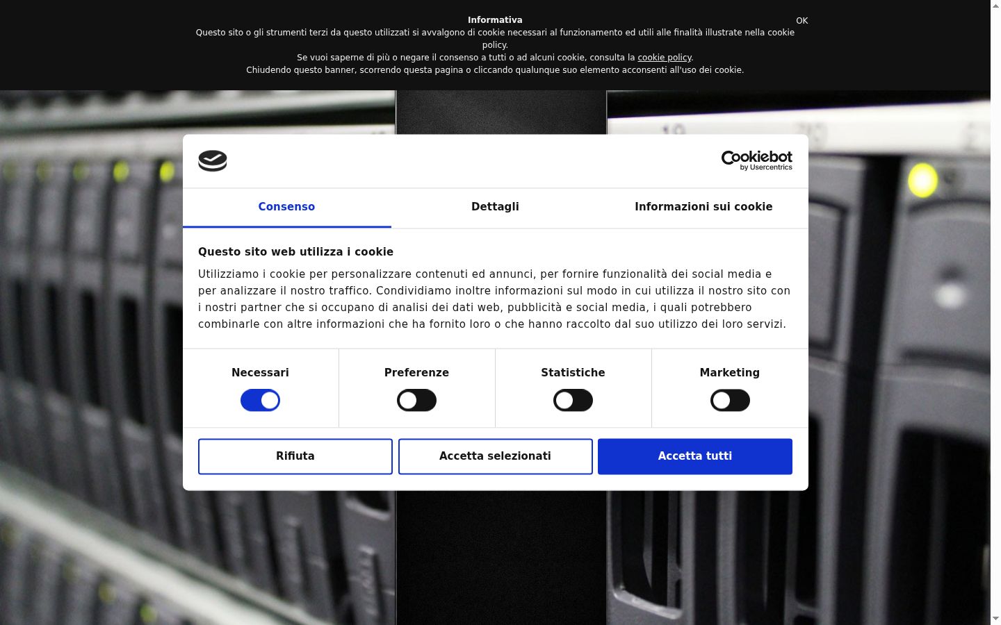 Screenshot of the consent banner shown before any interaction