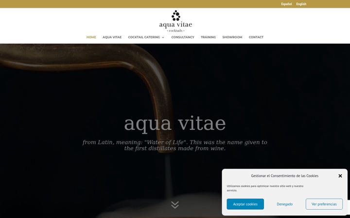 Screenshot of aquavitaecocktails.com