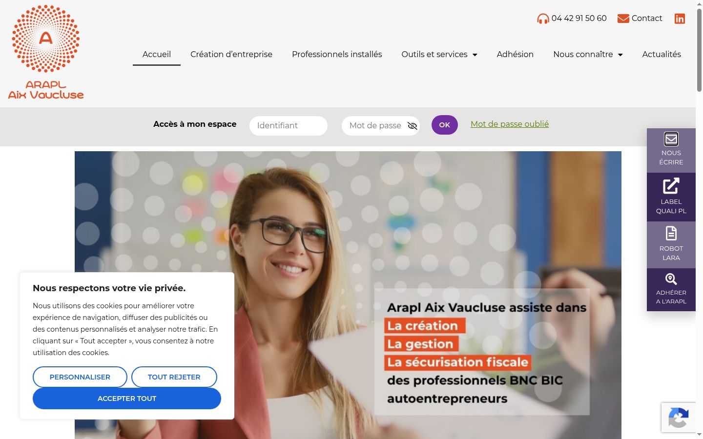 Captura de ecrã do banner de consentimento apresentado antes de qualquer interação