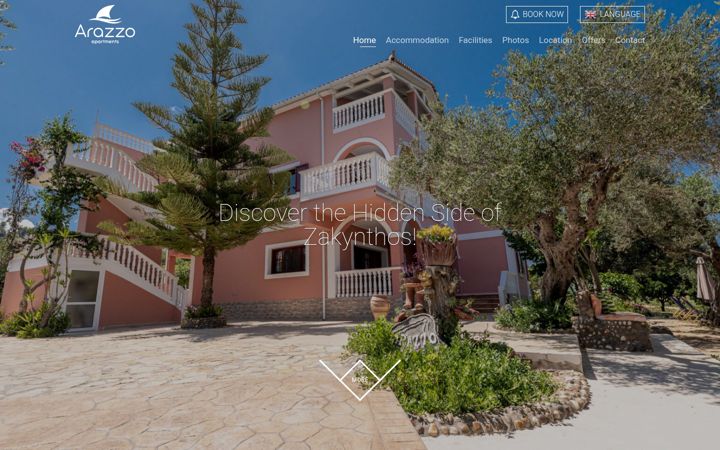 Zrzut ekranu arazzoapartments.com