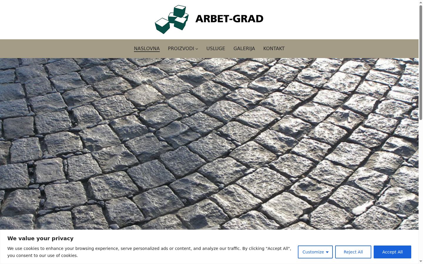 Screenshot of the consent banner shown before any interaction