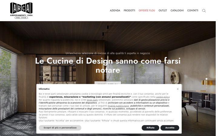 Screenshot of arcaarredamenti.com