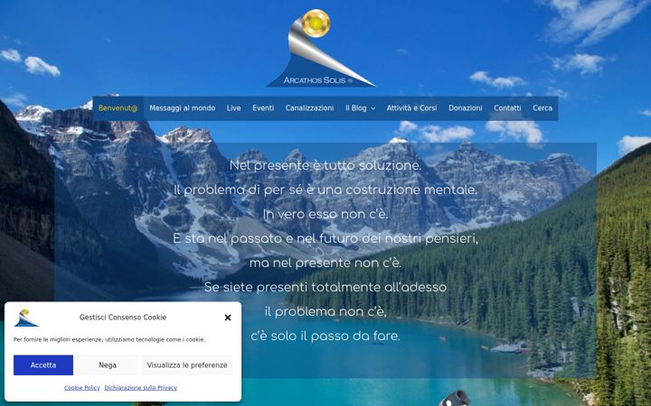 Screenshot of arcathos-solis.com