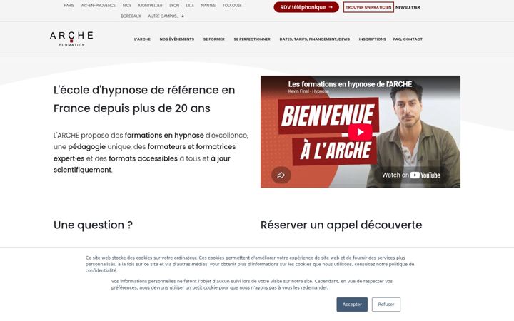 Képernyőkép: arche-hypnose.com