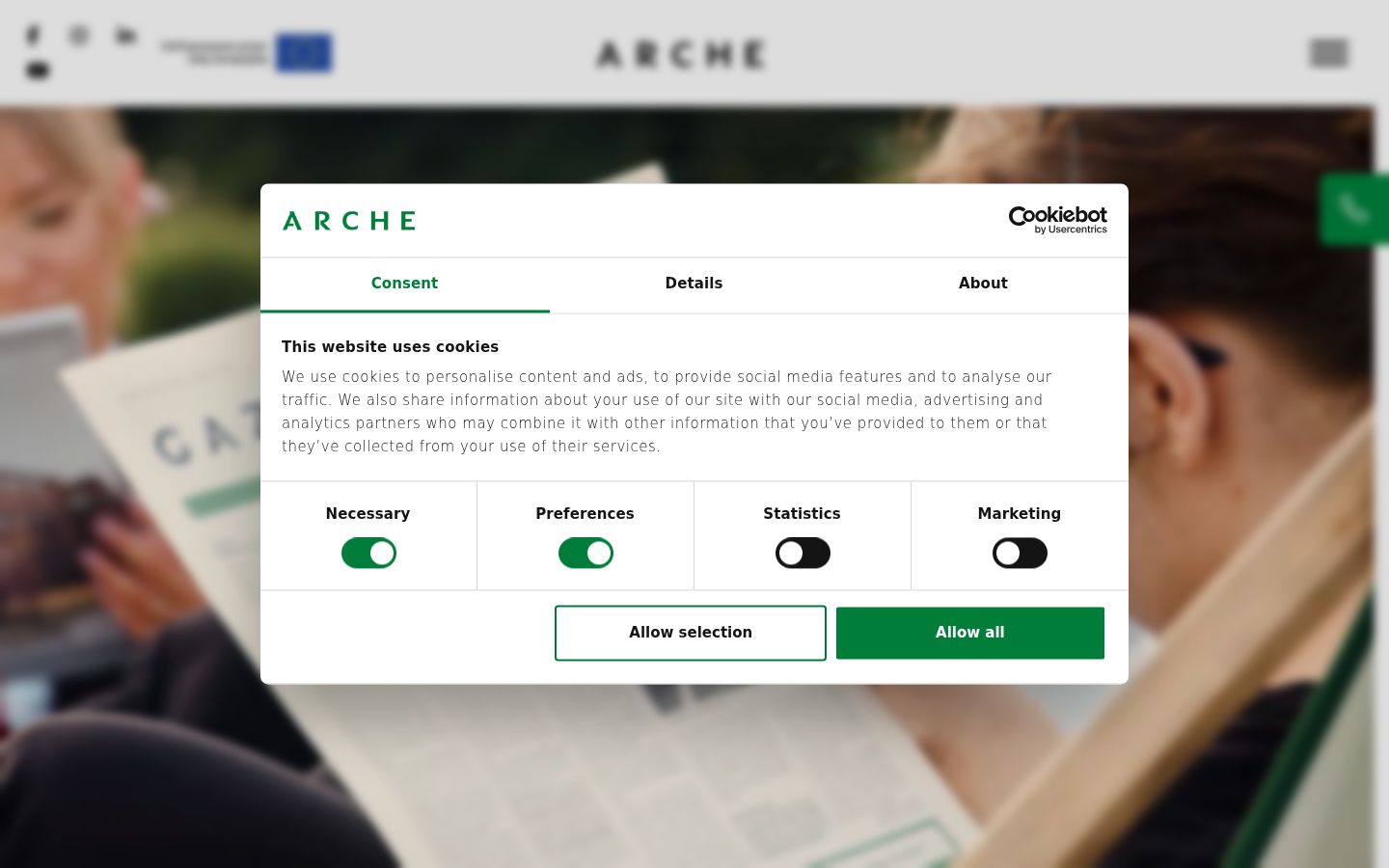 Screenshot of the consent banner shown before any interaction