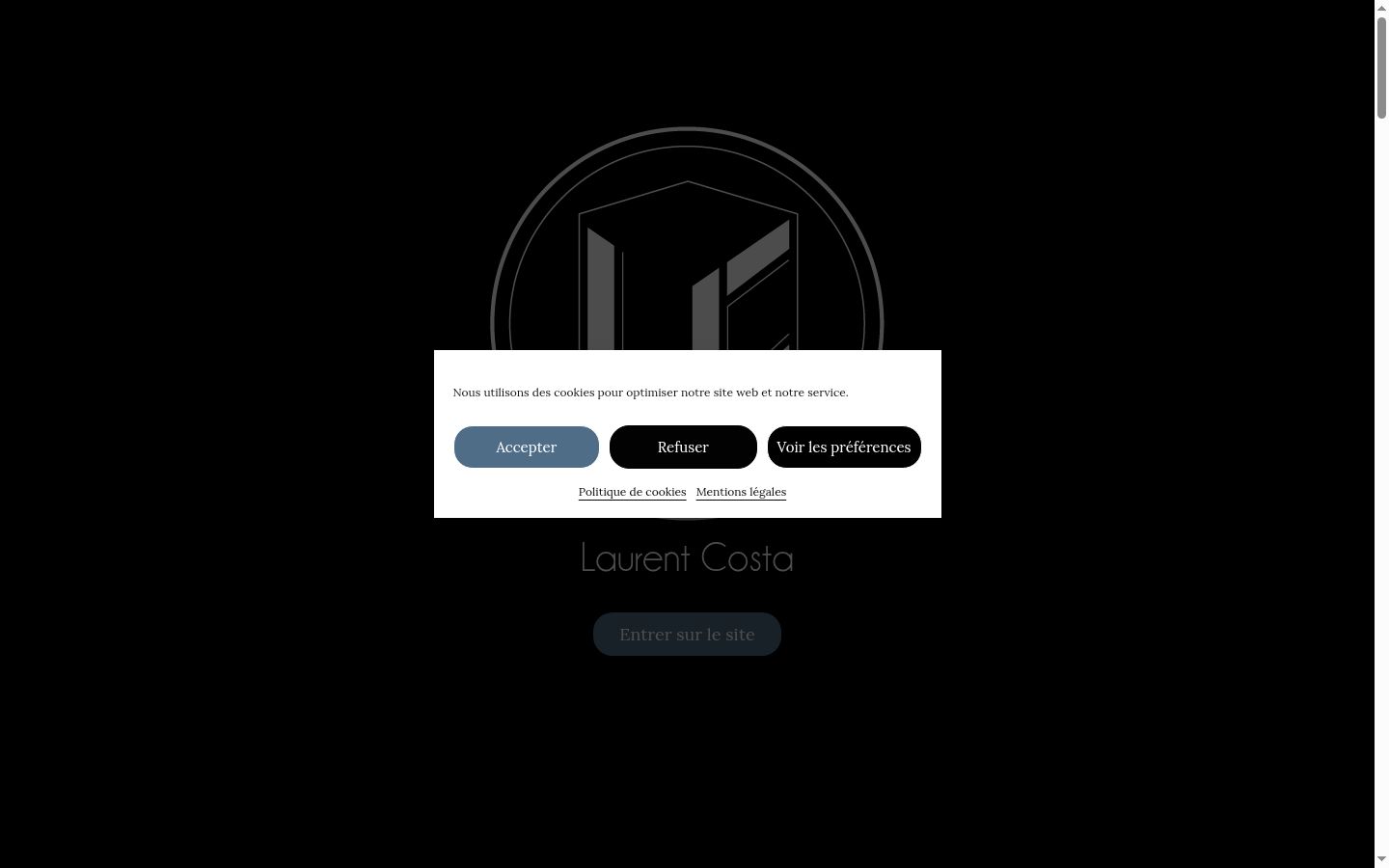 Screenshot of the consent banner shown before any interaction