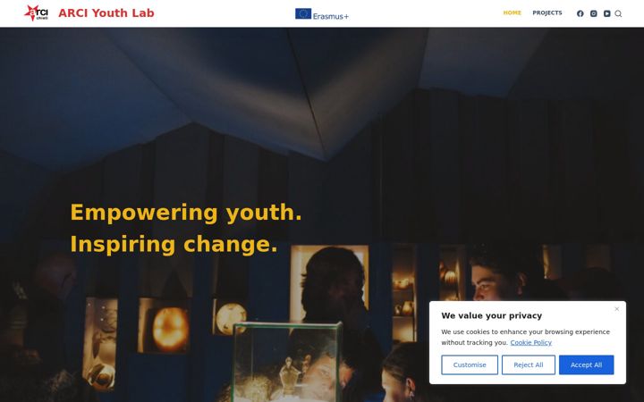 Képernyőkép: arciyouthlab.eu